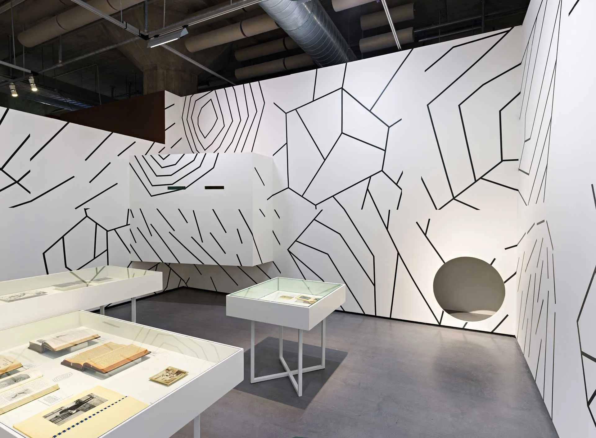 Jeb architecten_16-Jacht-met-de-camera_Tentoonstelling Ontwerp_Nederlands Fotomuseum Rotterdam