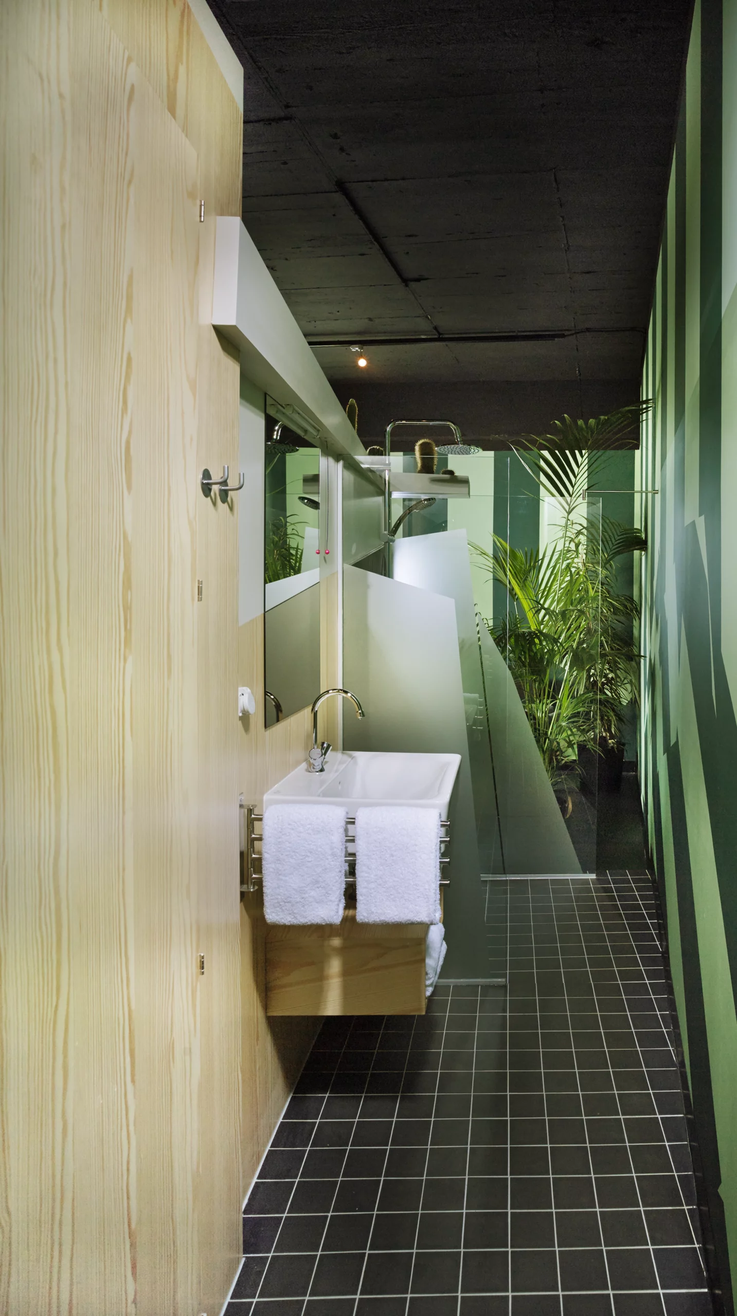 Jeb architecten Volkshotel Amsterdam interior - Edmund-04- photography Arend Loerts copy